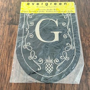 Evergreen enterprises pineapple monogram “G” garden flag
